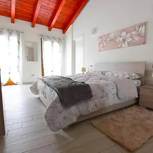 La Genuina Bed & Breakfast